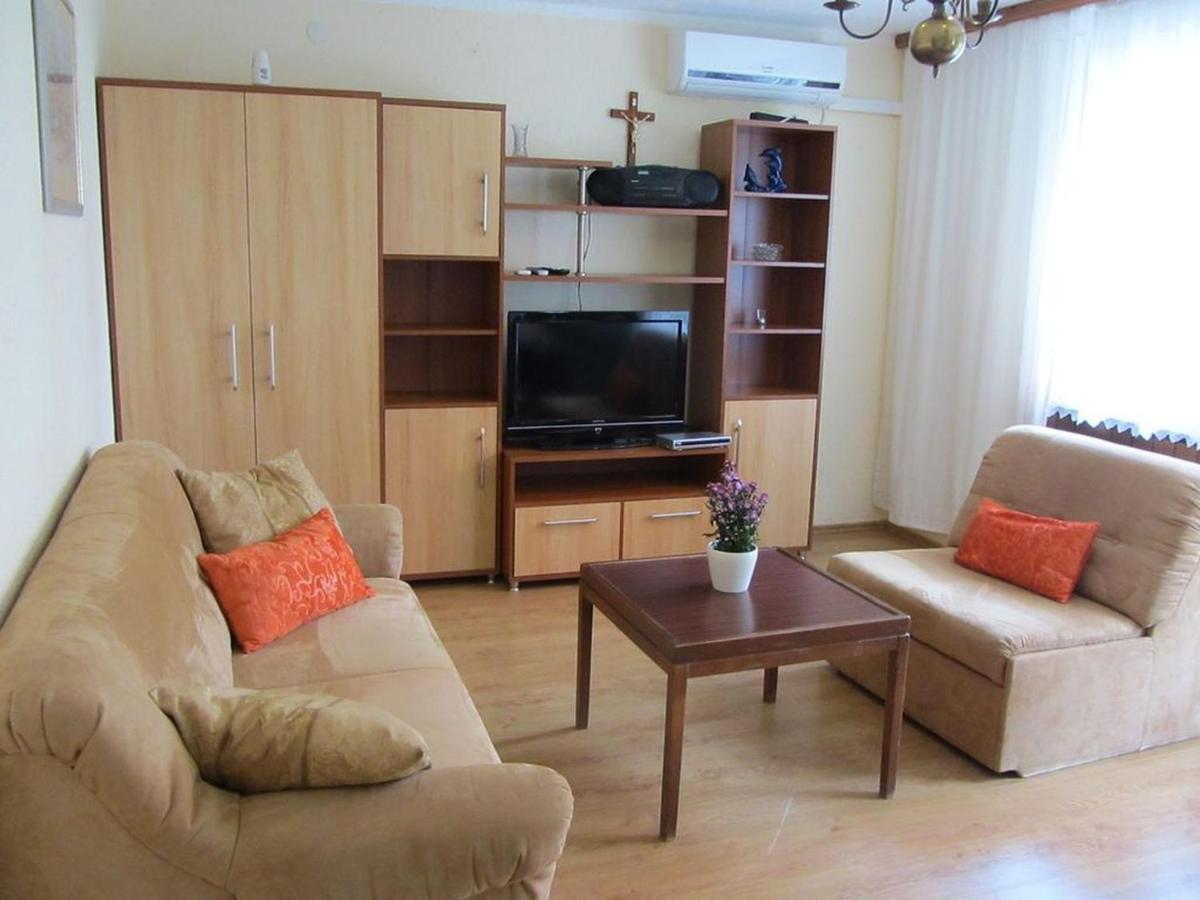 Apartments Marijana Srsici ภายนอก รูปภาพ