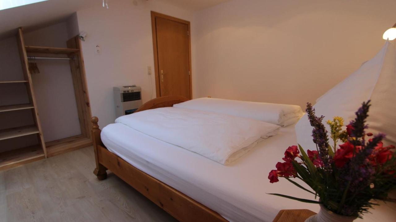 Apartments Marijana Srsici ภายนอก รูปภาพ