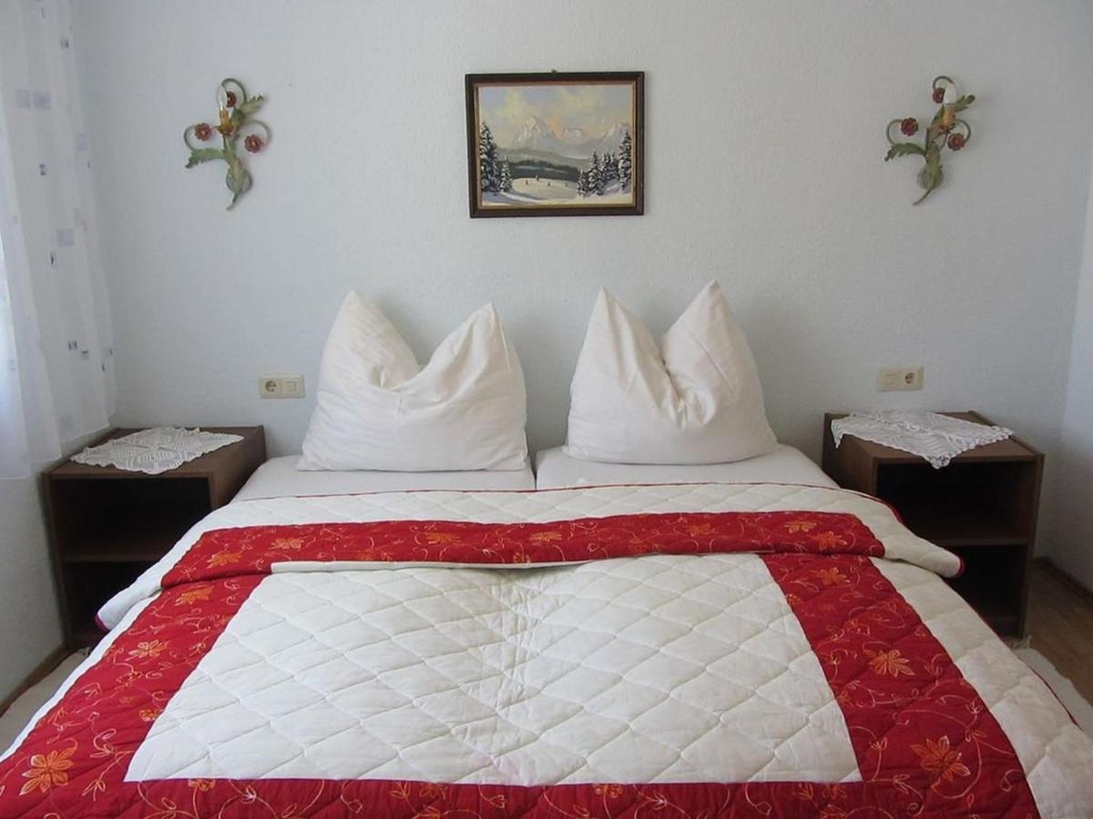 Apartments Marijana Srsici ภายนอก รูปภาพ