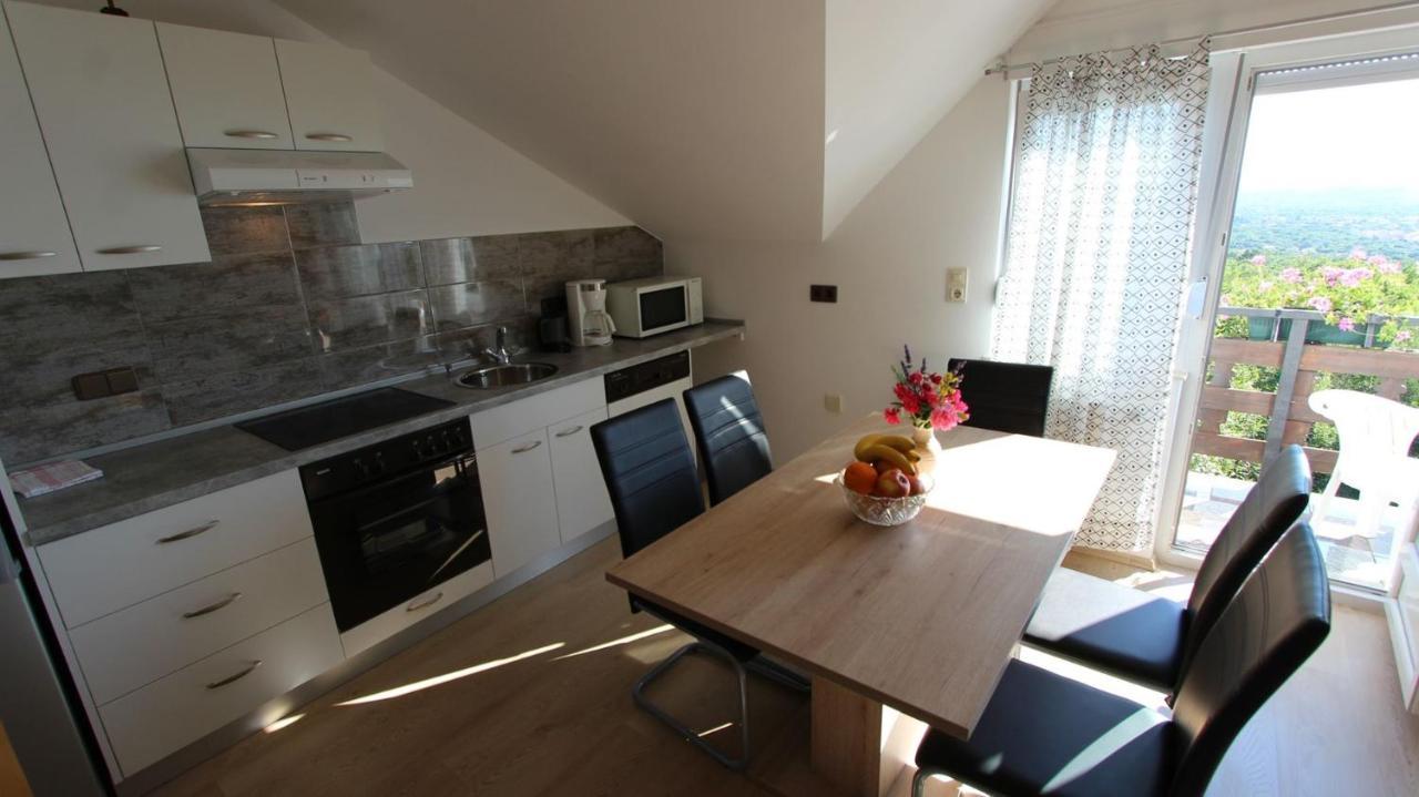 Apartments Marijana Srsici ภายนอก รูปภาพ